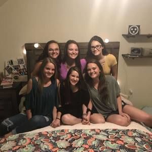 Meet your Posher, Allison